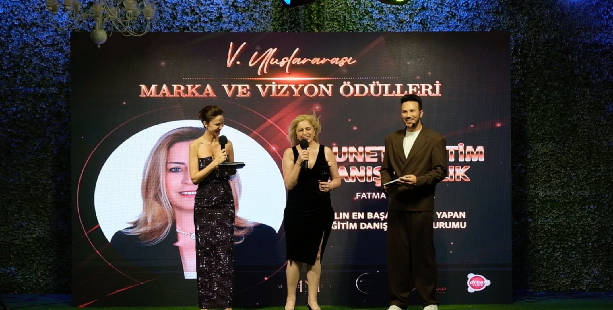 Fatma Yenilmez Ödül Töreni Röportajı